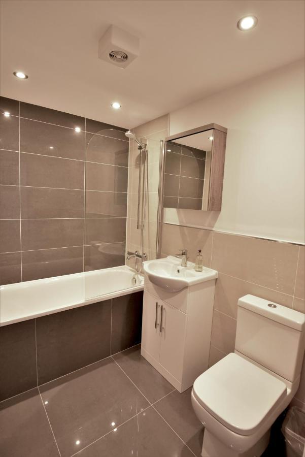 Exec 2Bed 2Bath Serviced Apartment Balcony Parking Milton Keynes Luaran gambar